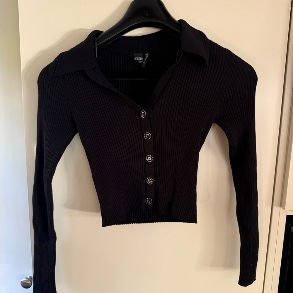 Chic Black Ribbed Button-Down Shirt